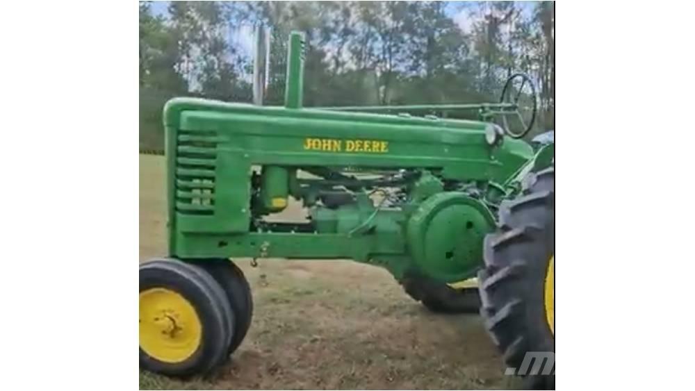 John Deere A Traktorok