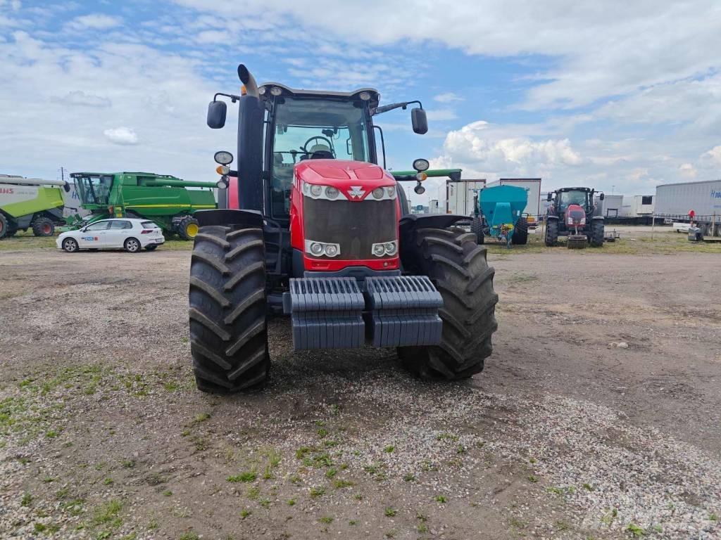 Massey Ferguson 8735 Traktorok