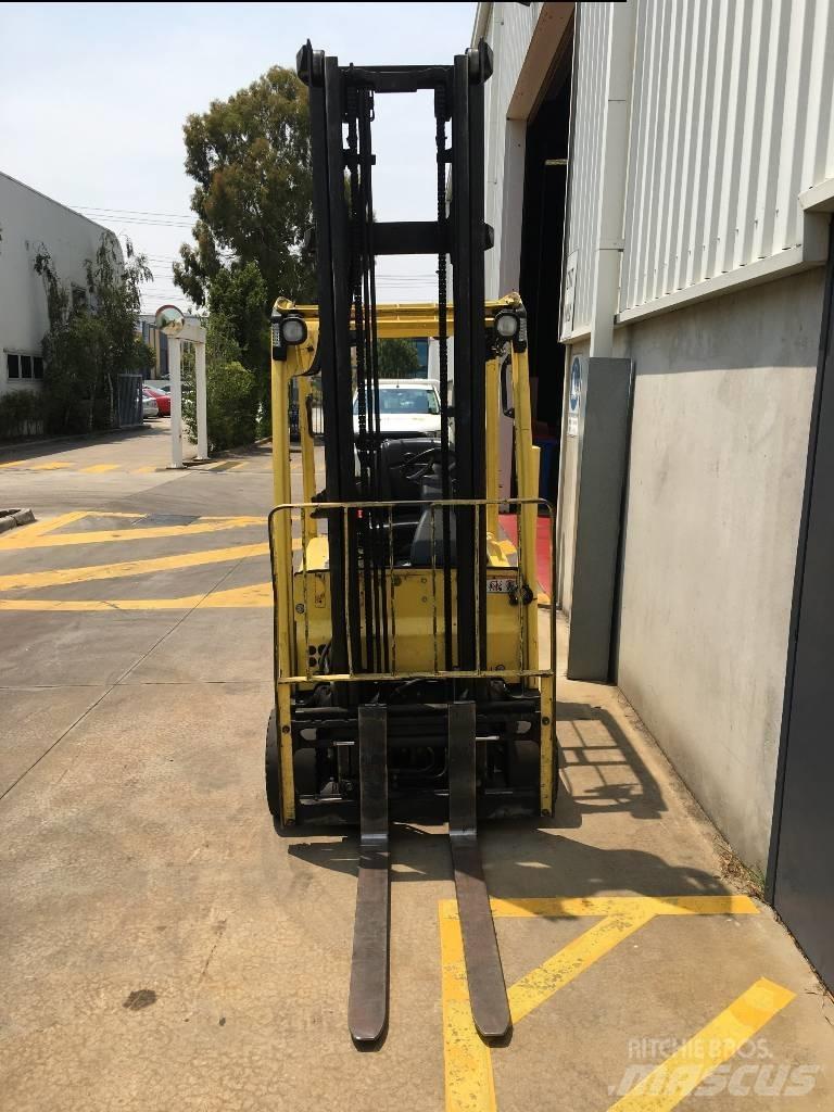 Hyster J1.8XNT Elektromos targoncák