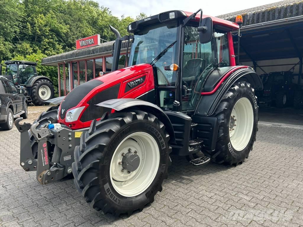 Valtra N 93 Traktorok