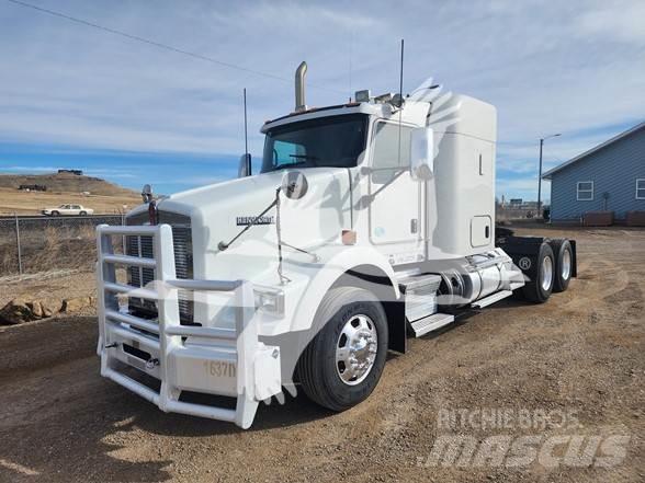 Kenworth T800 Nyergesvontatók