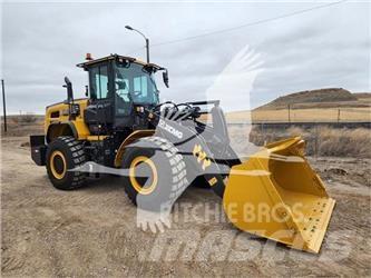 XCMG XC948U Gumikerekes homlokrakodók
