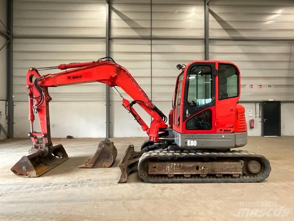Bobcat E 80 Közepes (midi) kotrók 7 t - 12 t