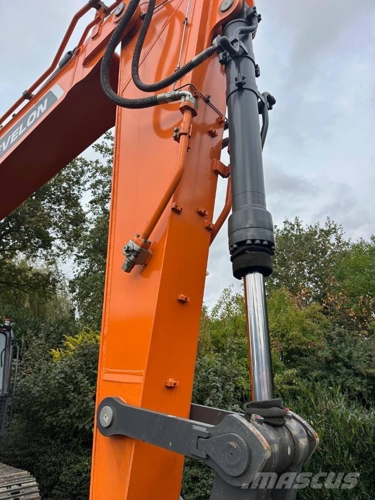 Develon DX 300 LC-7M Lánctalpas kotrók