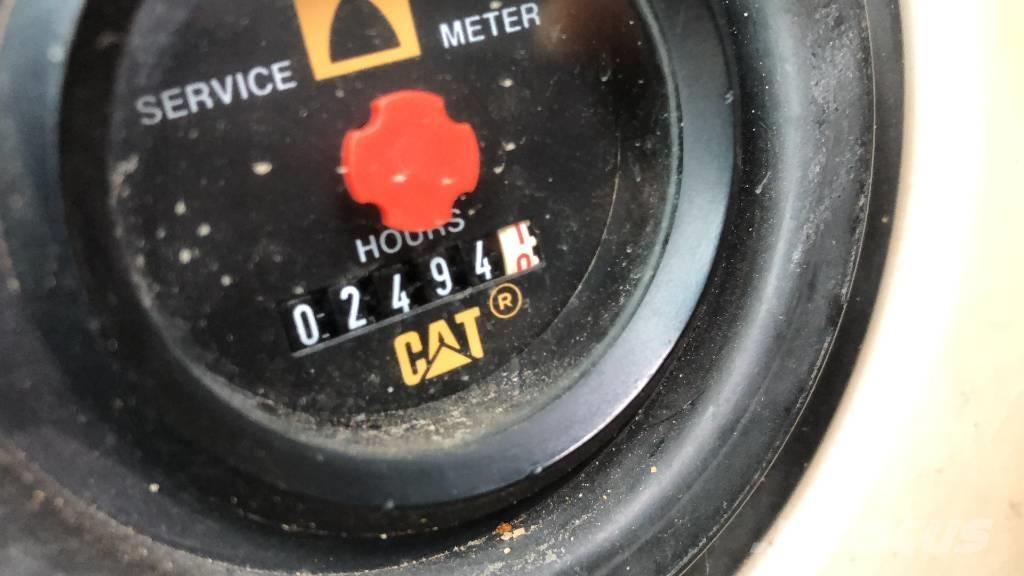 CAT 320 C L Lánctalpas kotrók