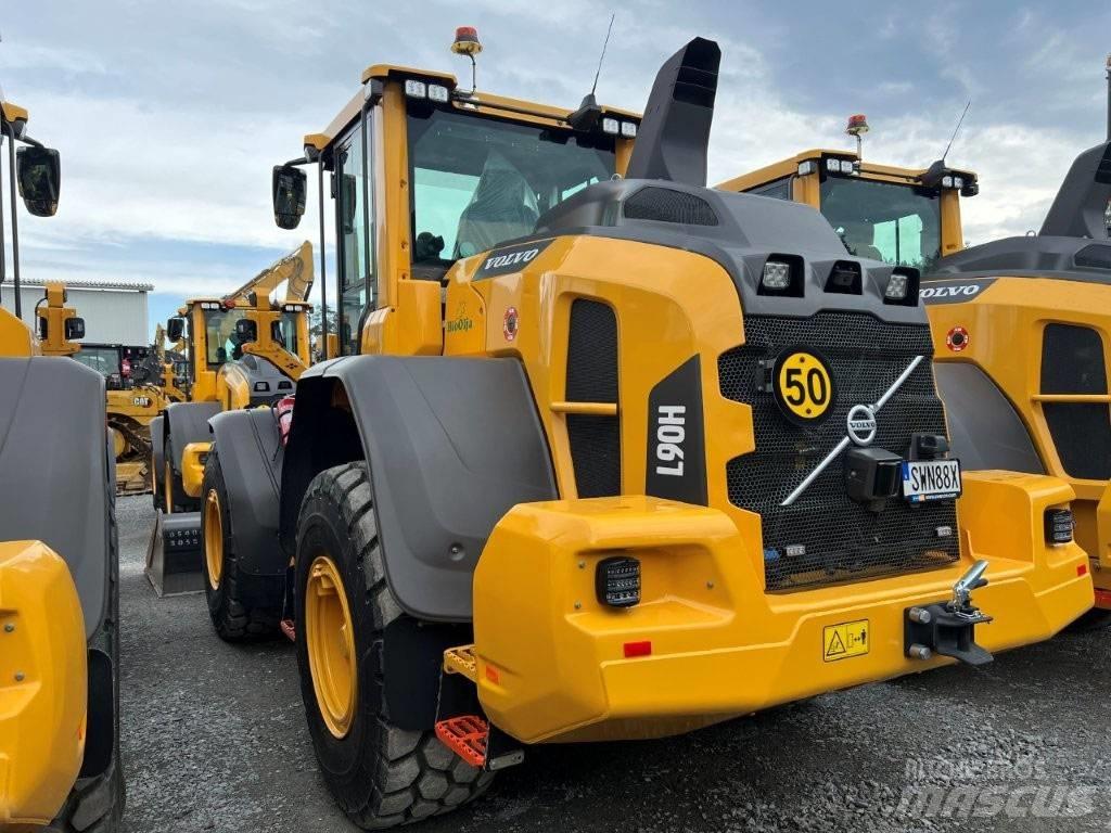 Volvo L90H2 Gumikerekes homlokrakodók