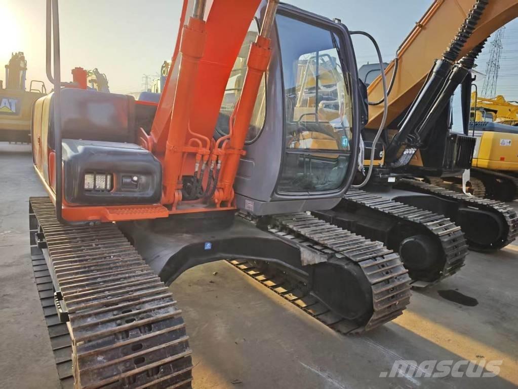 Hitachi ZX 120 Lánctalpas kotrók