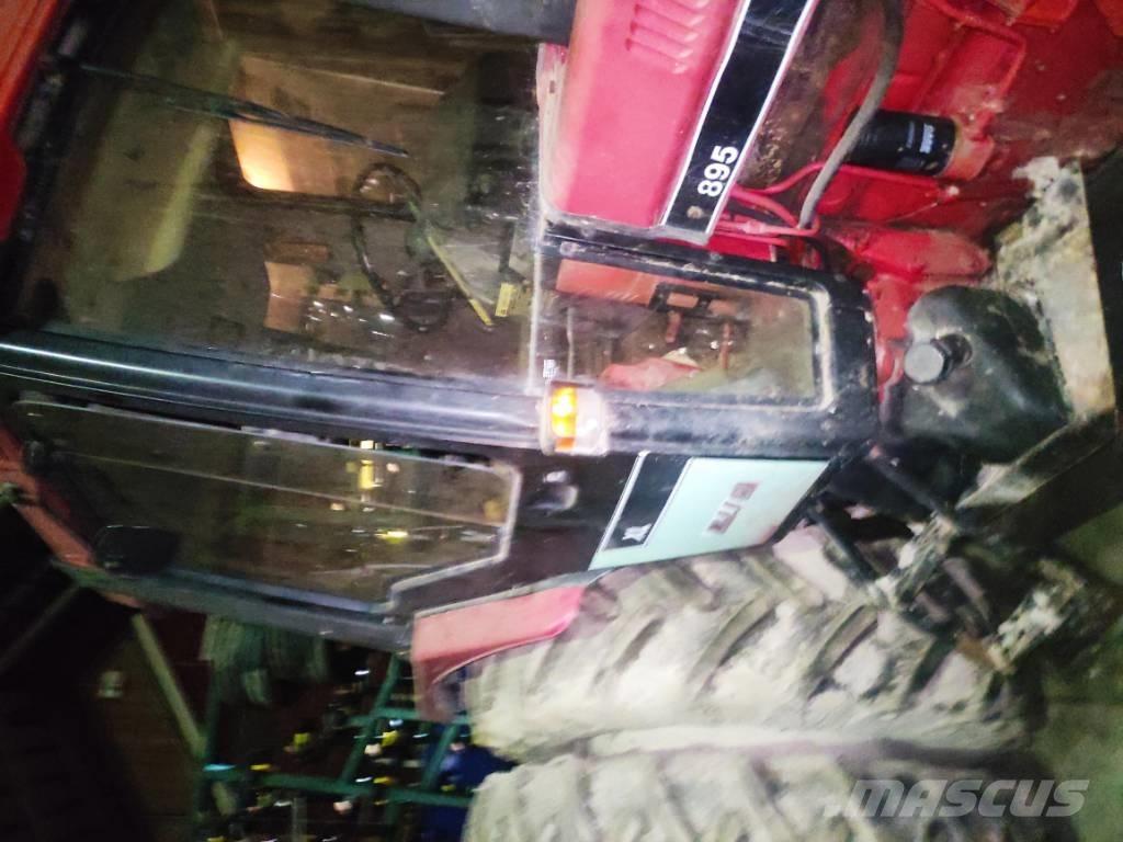 Case IH 895 AXL Traktorok