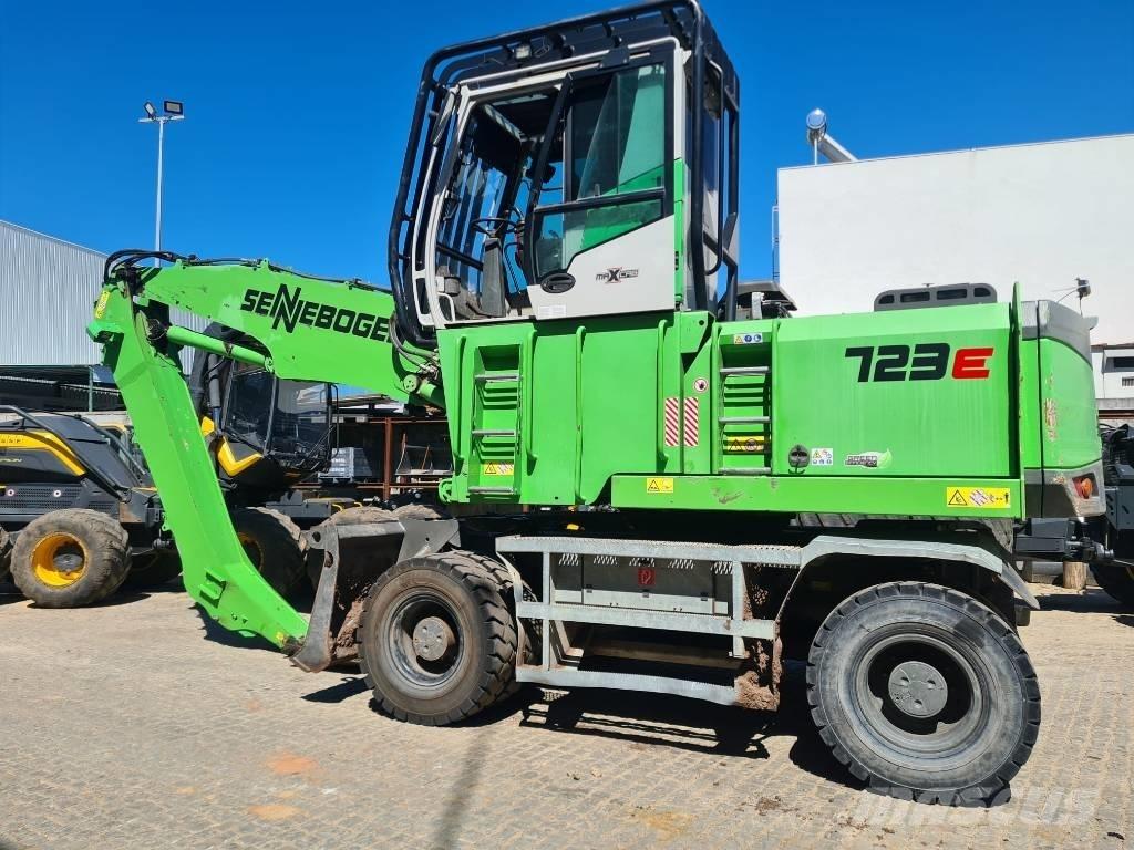 Sennebogen 723 Gumikerekes homlokrakodók
