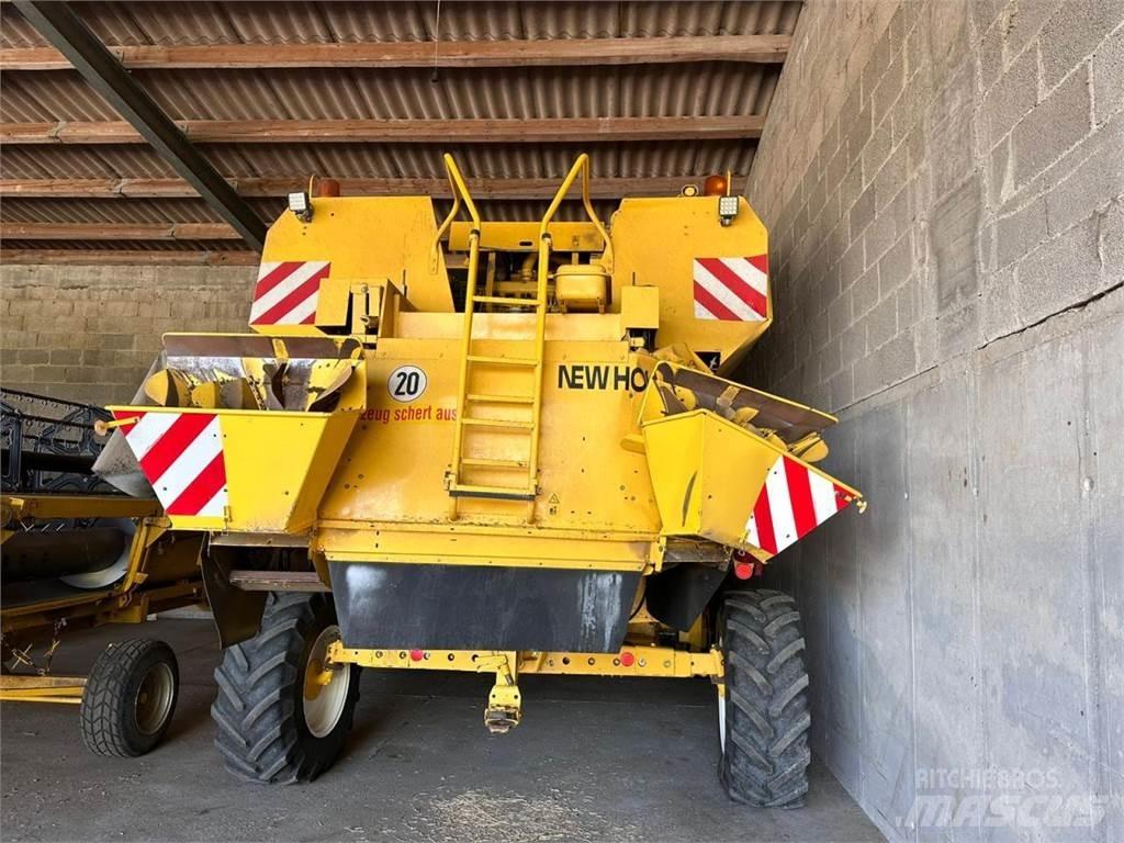 New Holland TF 76 Kombájnok
