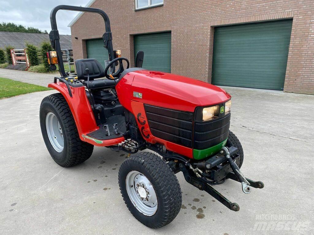 John Deere 4410 Traktorok