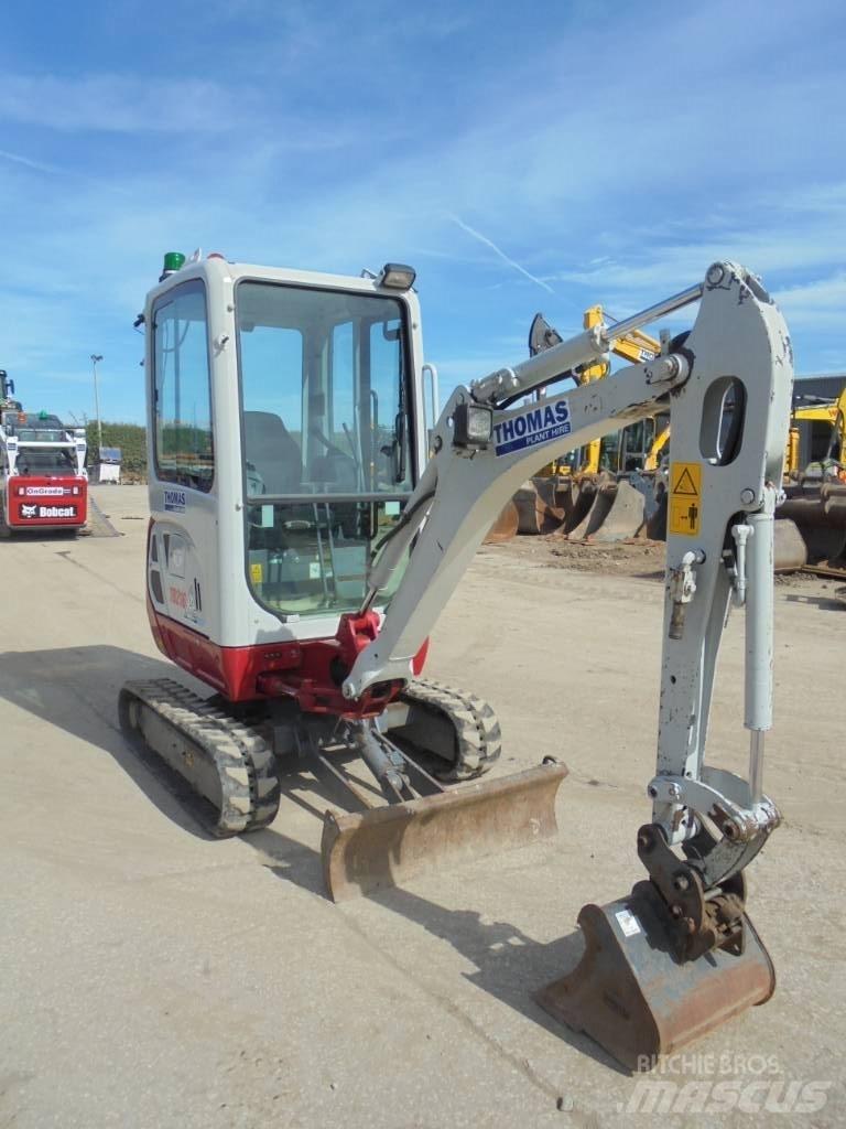 Takeuchi TB216 Mini kotrók < 7t