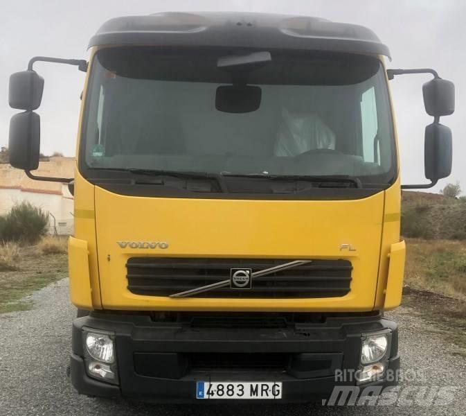 Volvo FL 240 Hidraulikus konténerszállító
