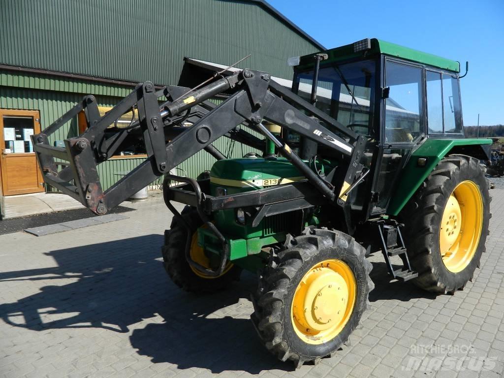John Deere 2130 Traktorok