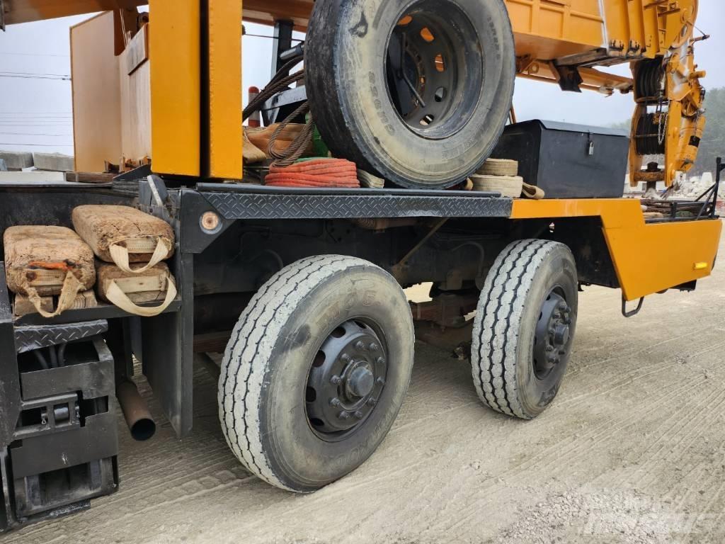 Hyundai HC 50 Terepdaruk
