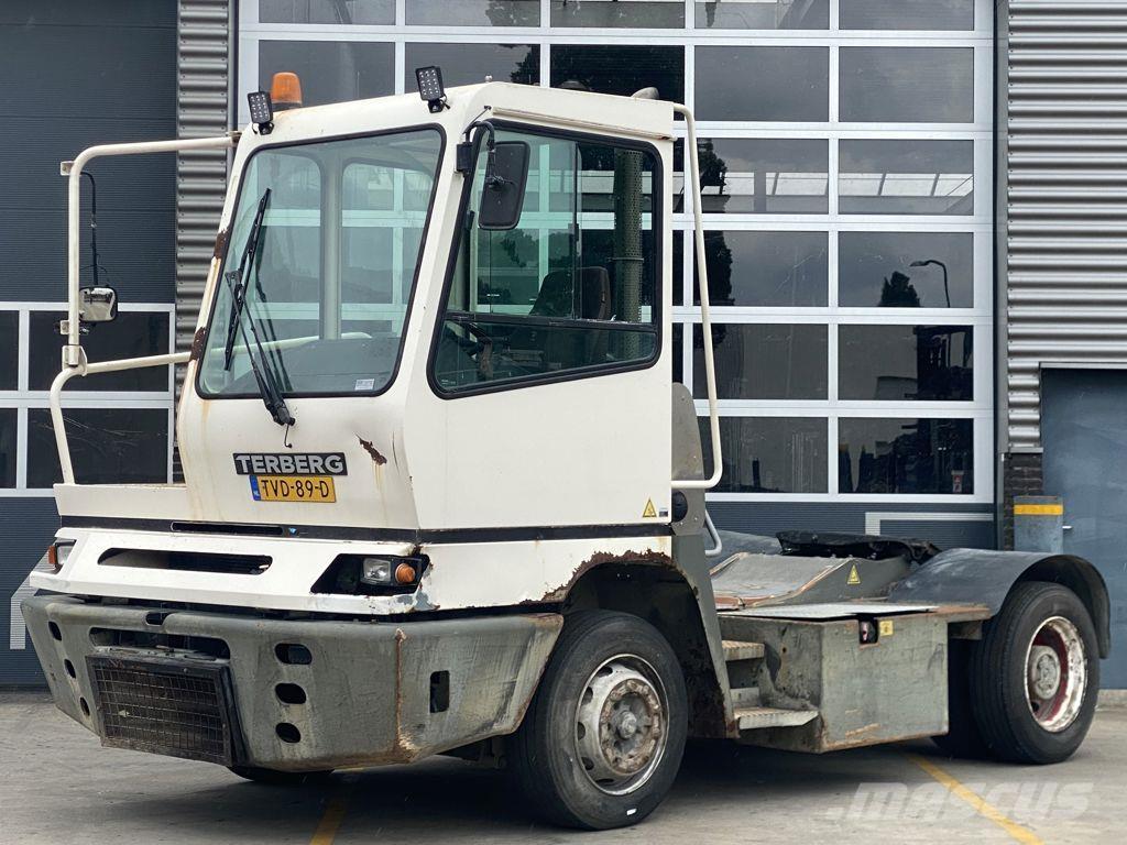 Terberg YT222 Nyergesvontatók