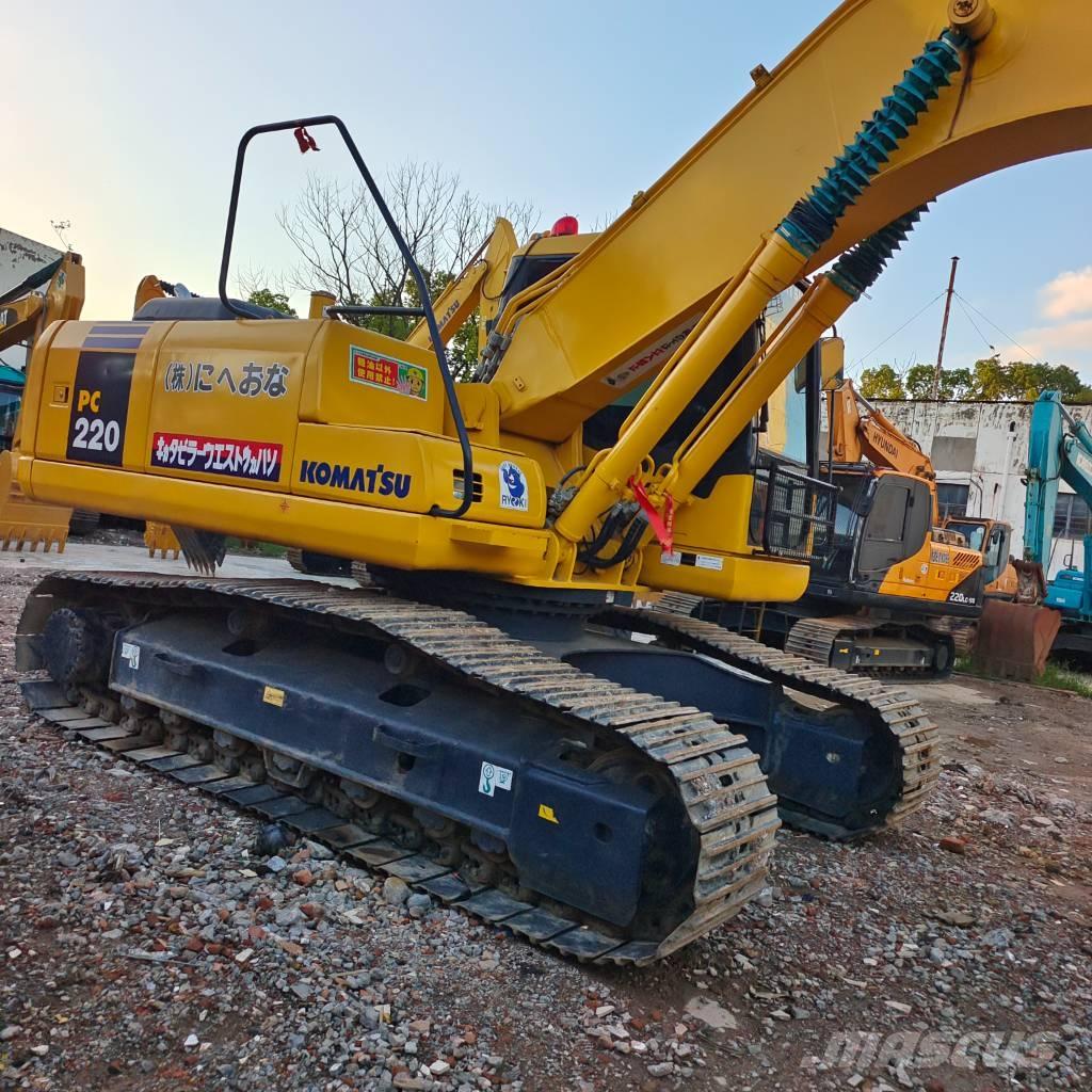 Komatsu PC 220 Lánctalpas kotrók