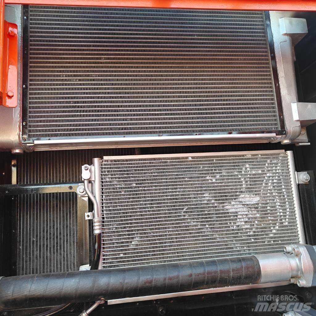 Doosan DX300LC-9C Lánctalpas kotrók