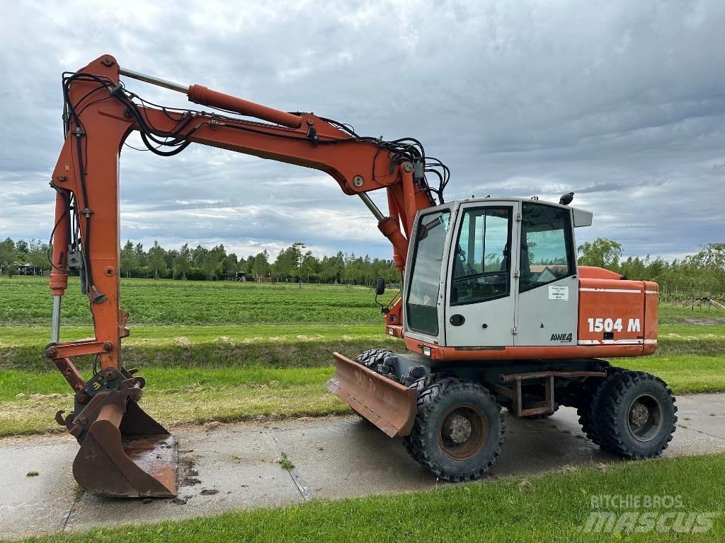 Atlas 1504M Gumikerekes kotrók