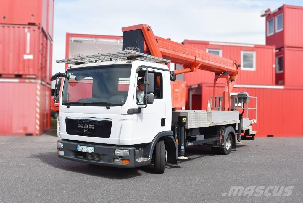 Ruthmann T 330 Teherautóra szerelt emelők és állványok