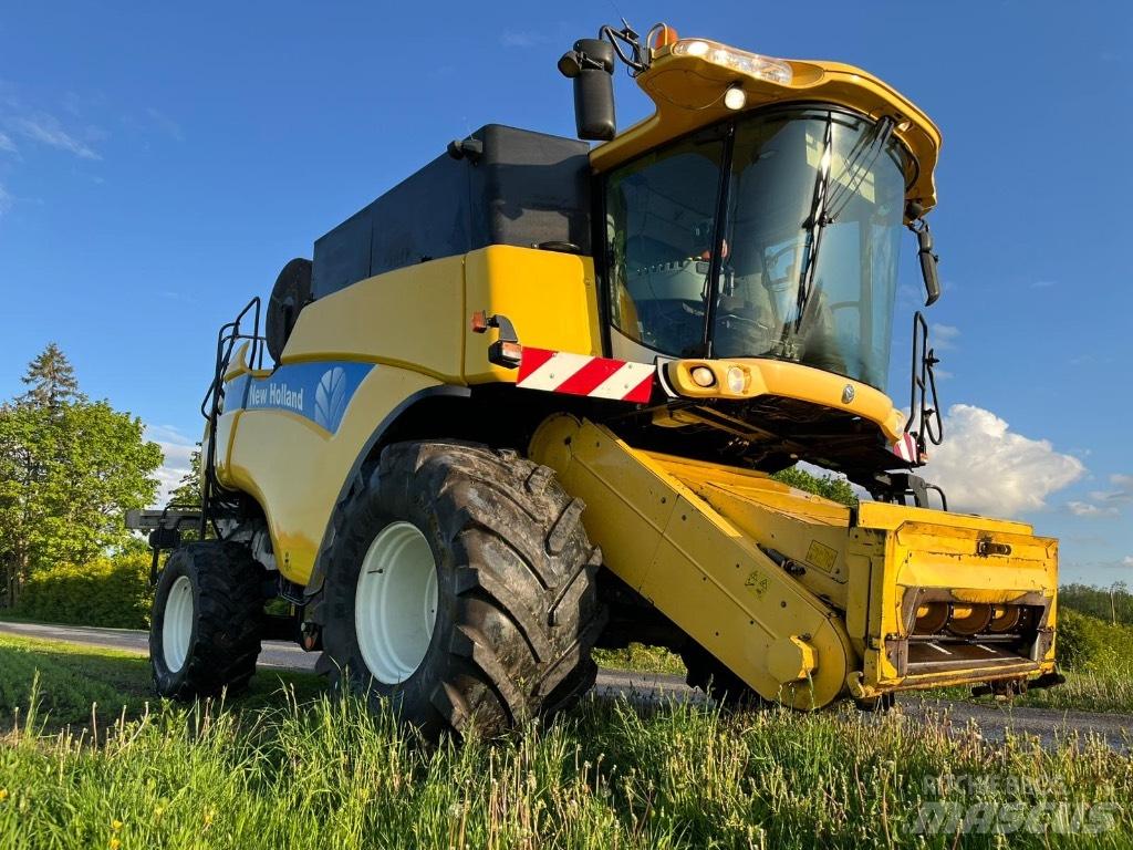 New Holland CX 860 Kombájnok