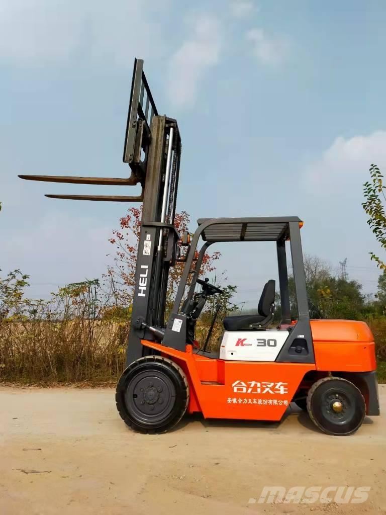 Heli CPCD 30 Dízel targoncák