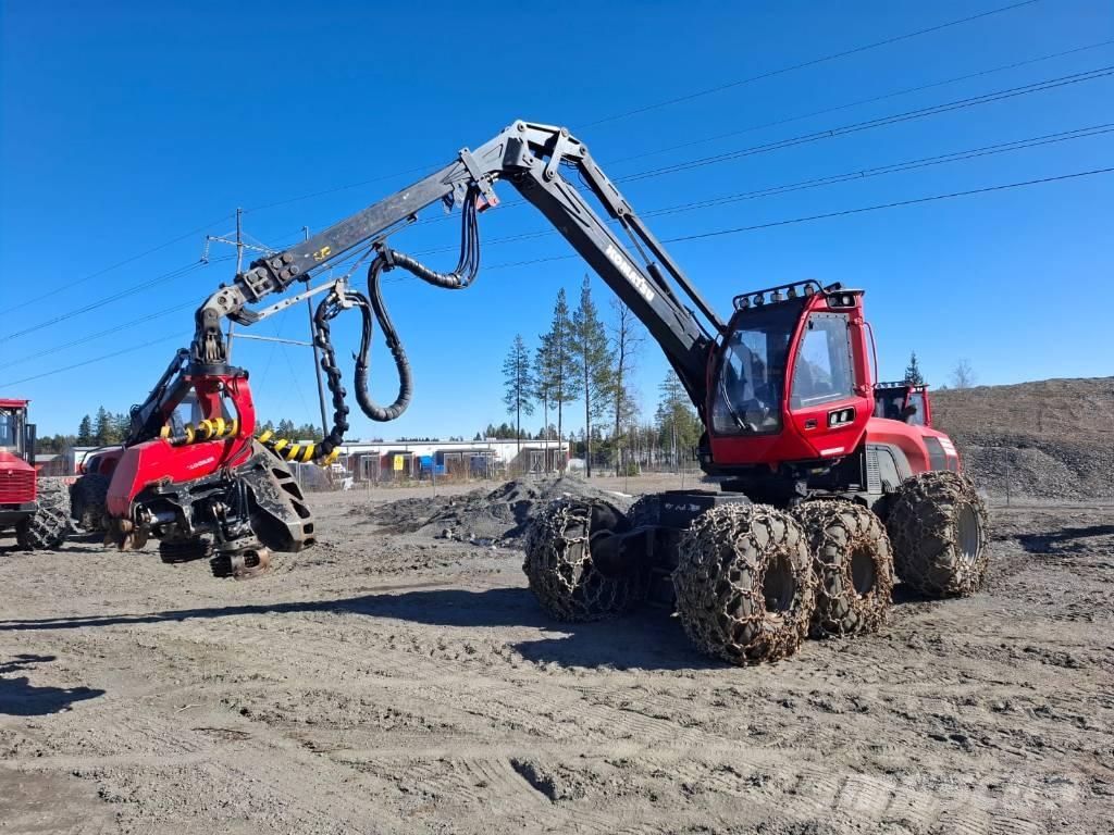 Komatsu 911 Betakarítók