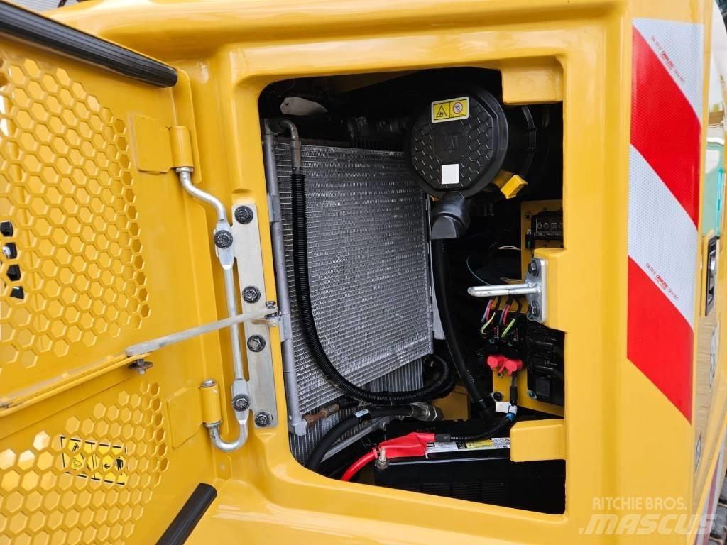 CAT 308 CR Közepes (midi) kotrók 7 t - 12 t