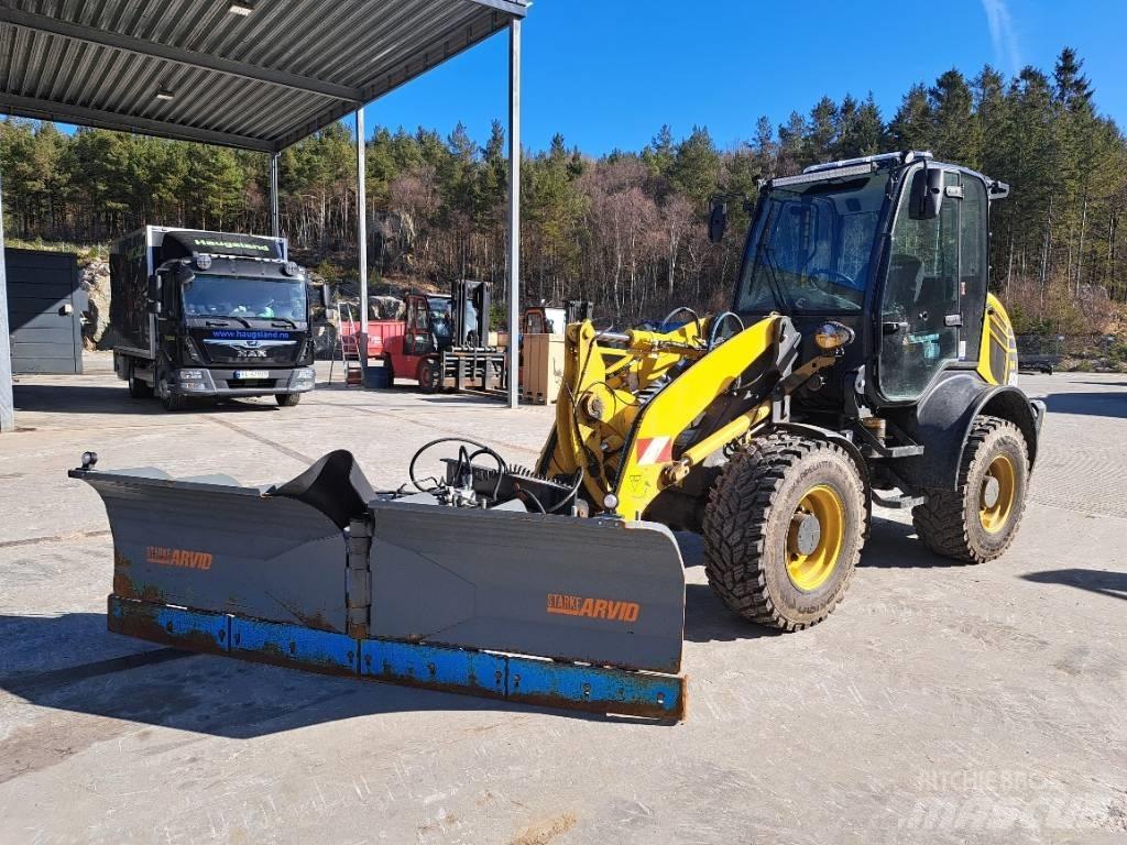 Komatsu WA 80 M Gumikerekes homlokrakodók
