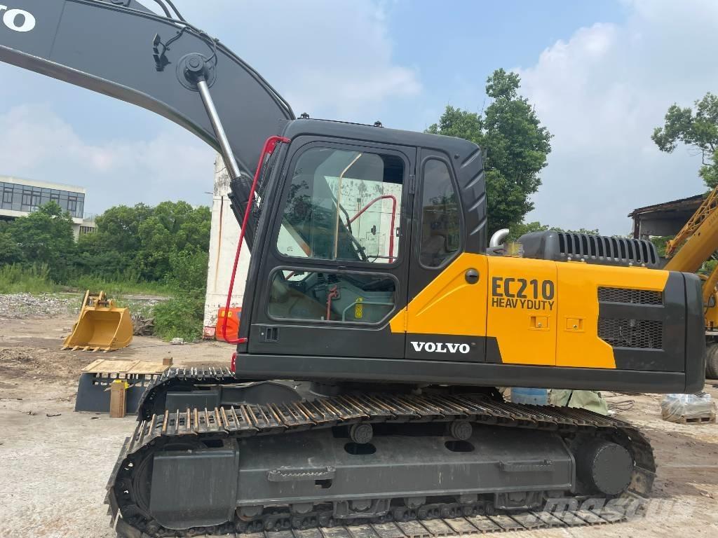 Volvo EC 210 Közepes (midi) kotrók 7 t - 12 t