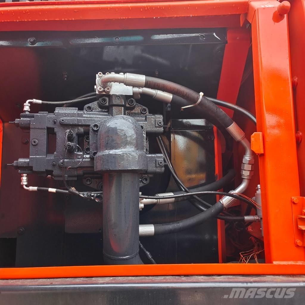 Doosan DX 340 LC Lánctalpas kotrók