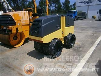 Bomag BMP 8500 Ikerdobos hengerek