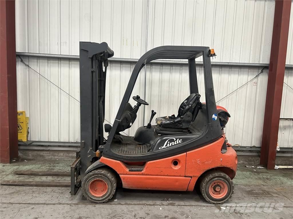 Linde H20T-03 Gázüzemű targoncák
