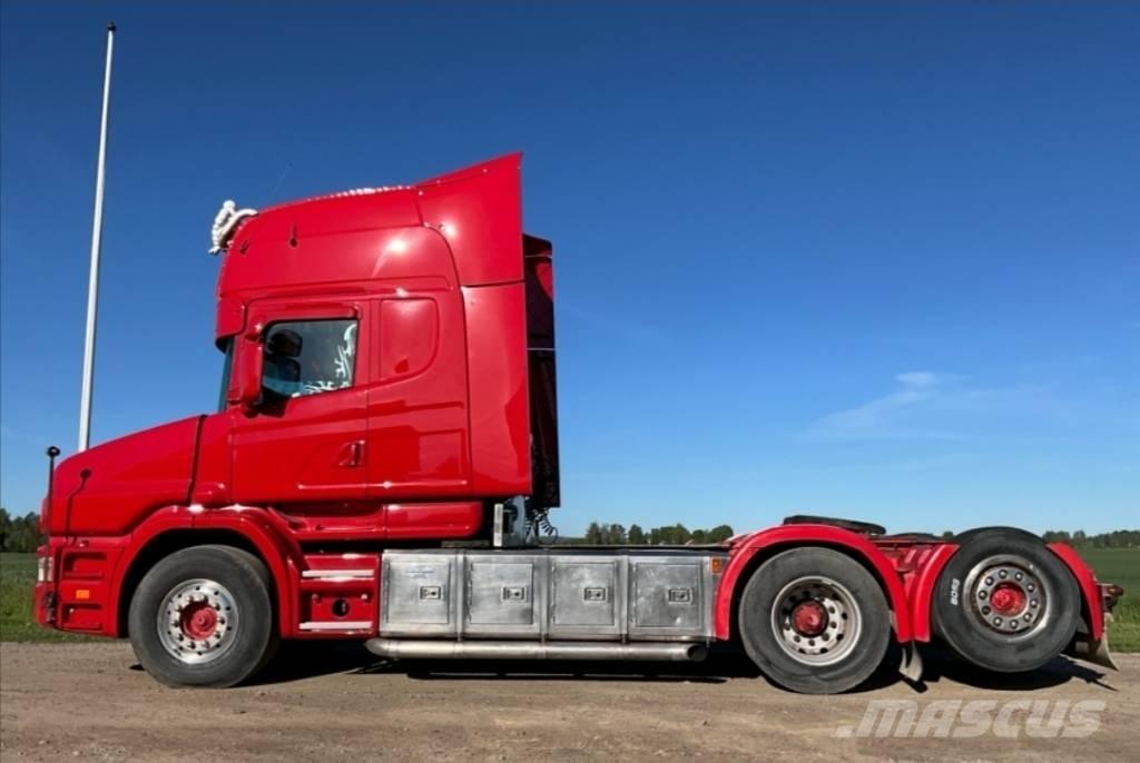 Scania T 144 01 Nyergesvontatók