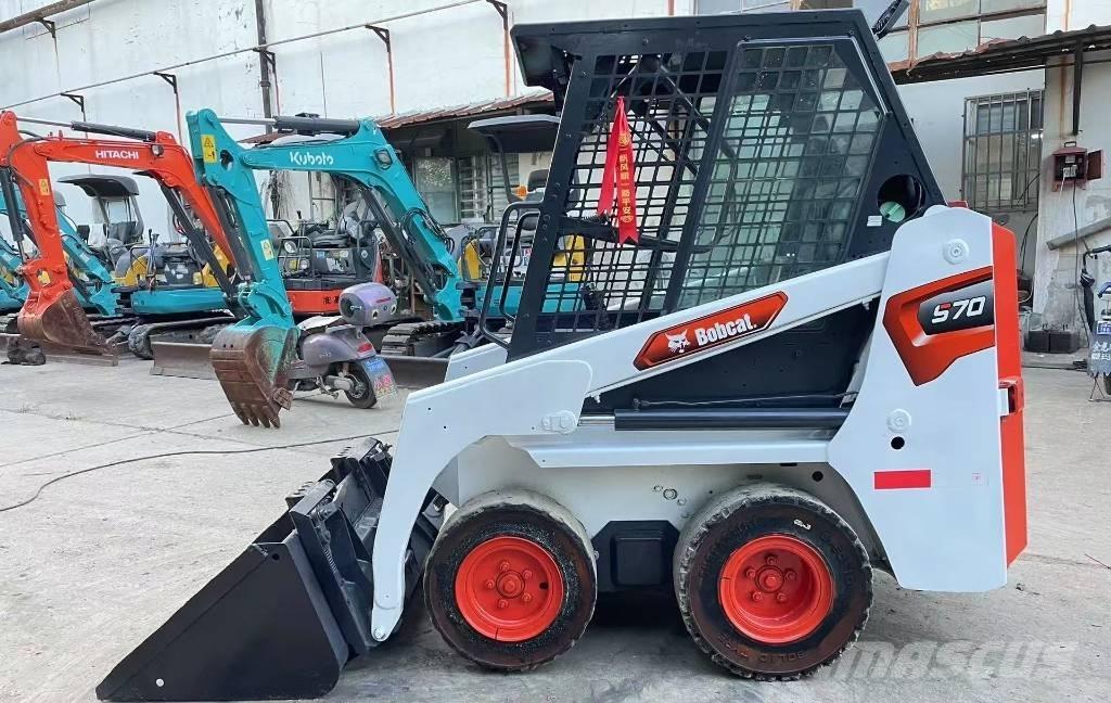 Bobcat S 70 Kompaktrakodók
