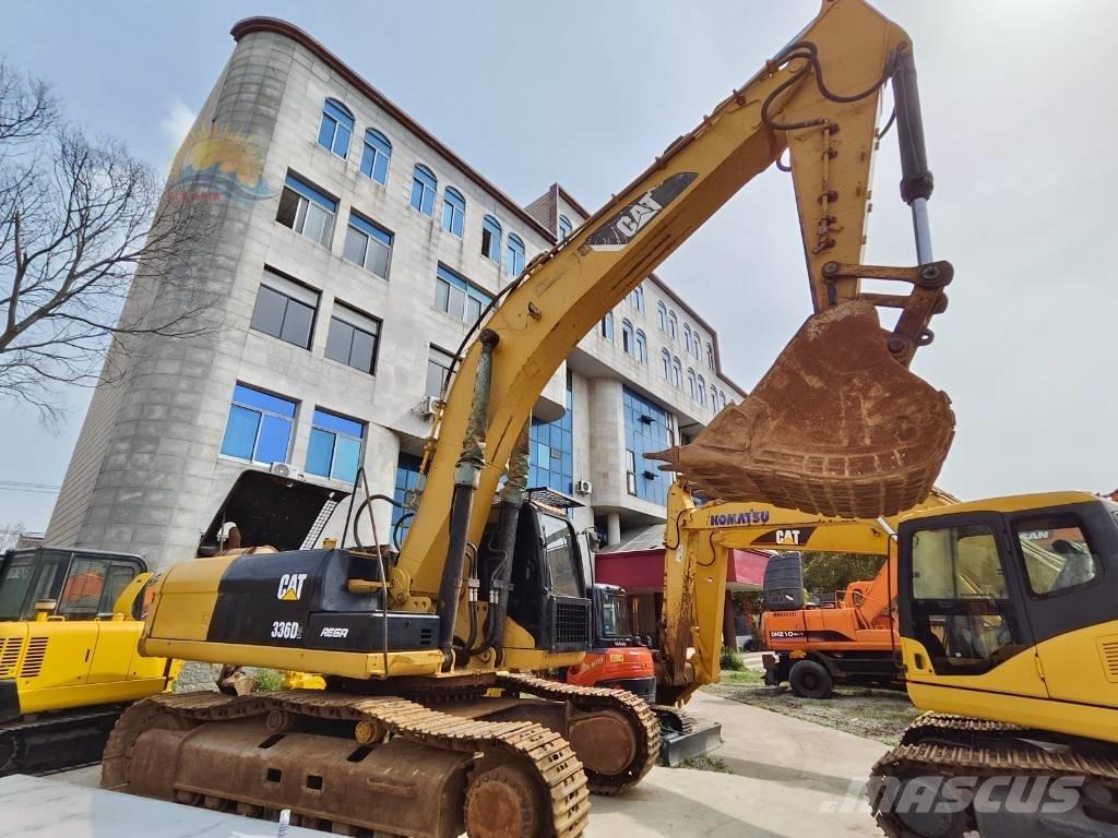 CAT 336D2 Lánctalpas kotrók