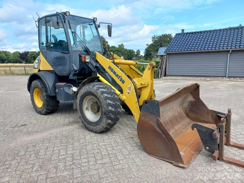 Komatsu WA 80-6 Gumikerekes homlokrakodók