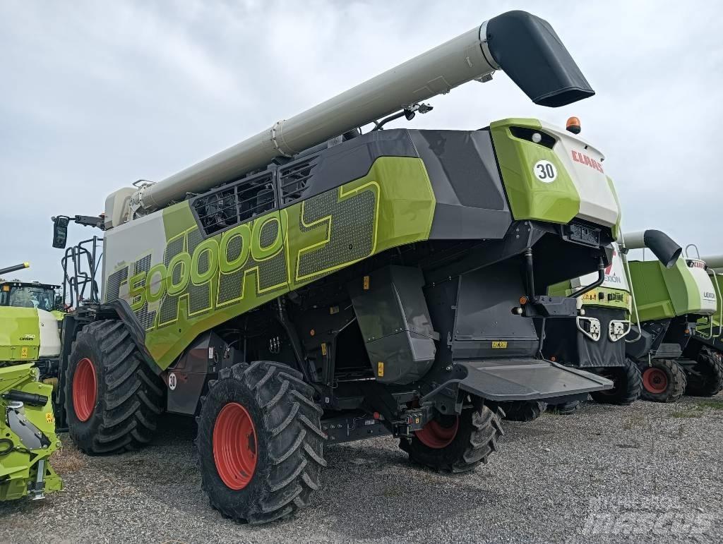 CLAAS TRION 750 Kombájnok