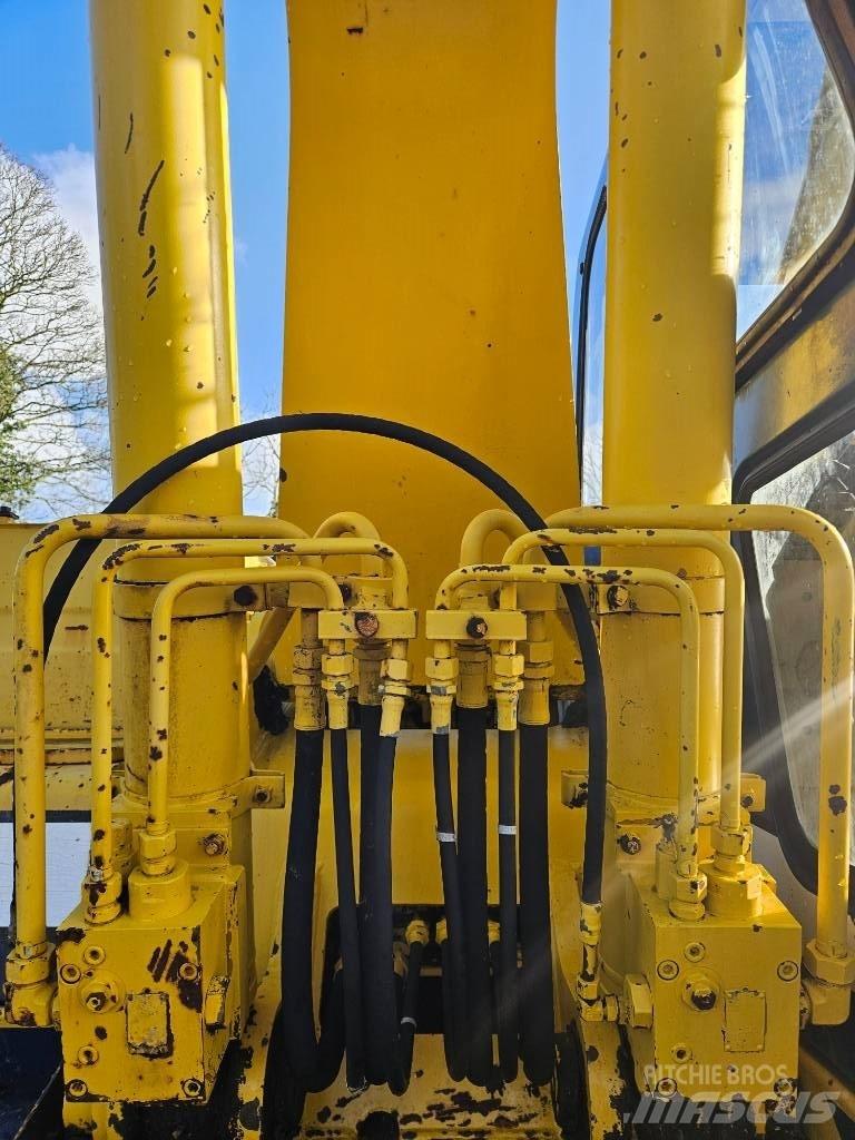 Kobelco SK 120 LC Lánctalpas kotrók