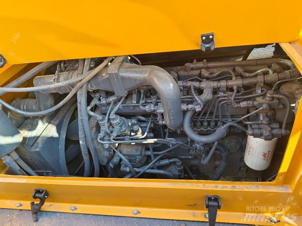 XCMG QY25K5D Terepdaruk