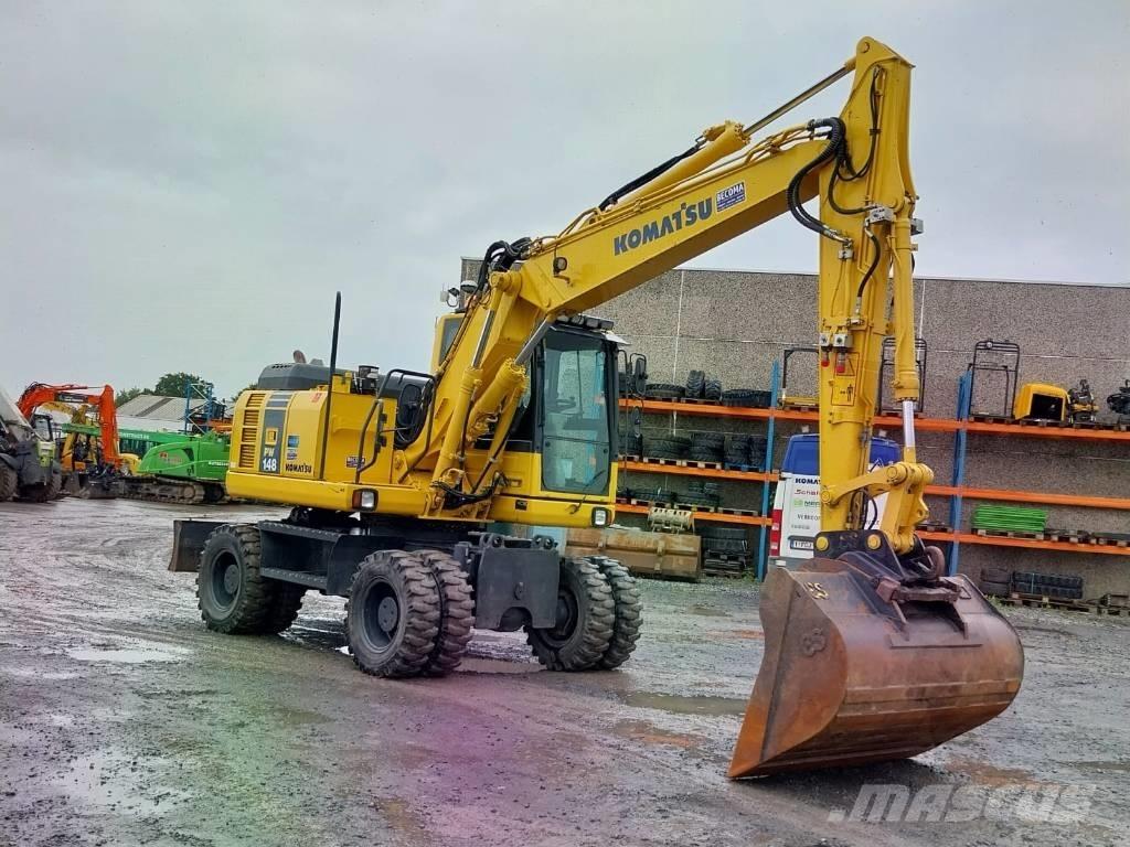 Komatsu PW 148-8 Gumikerekes kotrók