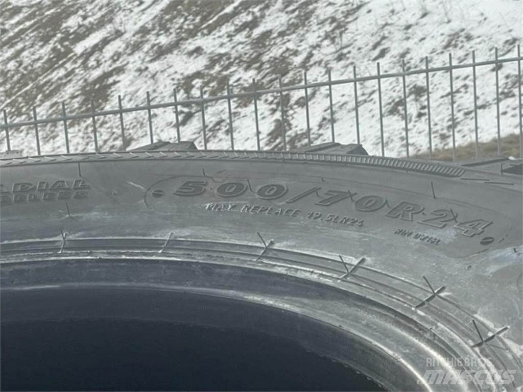  Øvrige ØVRIGE Gumiabroncsok, kerekek és felnik