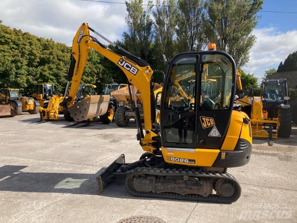 JCB 8026 CTS Mini kotrók < 7t