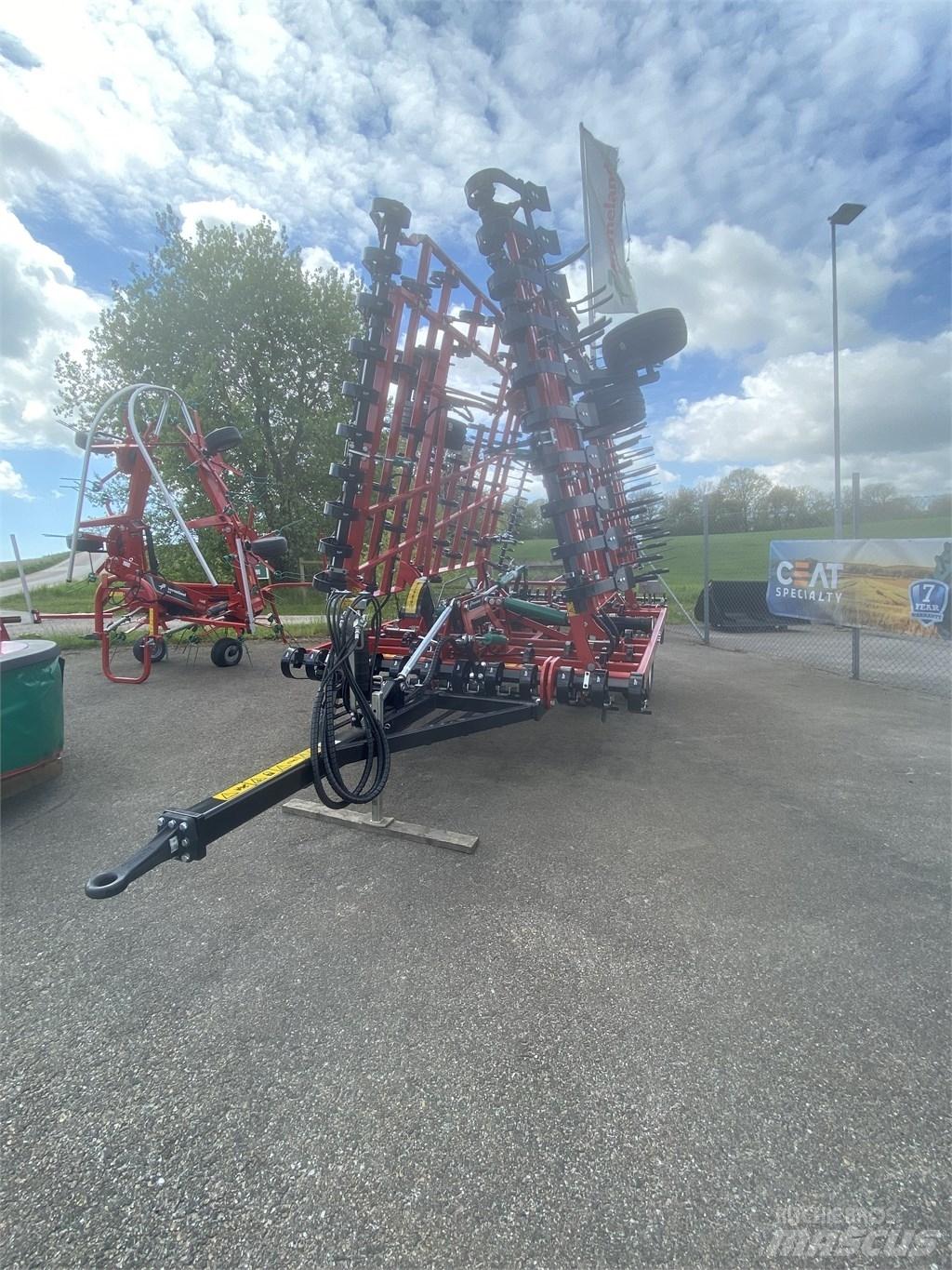 Kverneland Tiger 800 Kardánhajtású ekék és Forgó-boronák