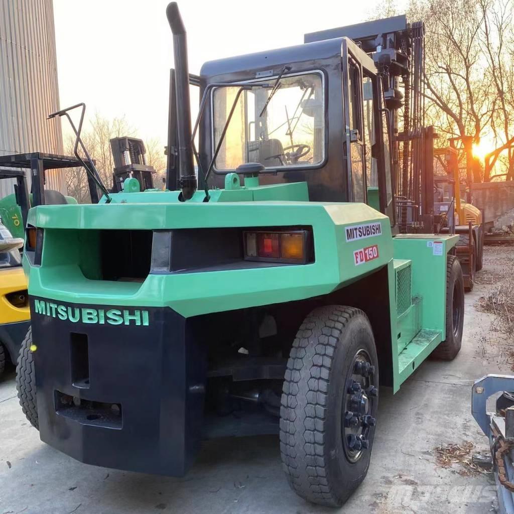Mitsubishi FD 160 Teleszkópos rakodók
