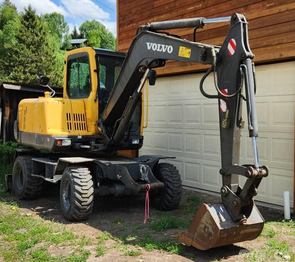 Volvo EW55B Gumikerekes kotrók