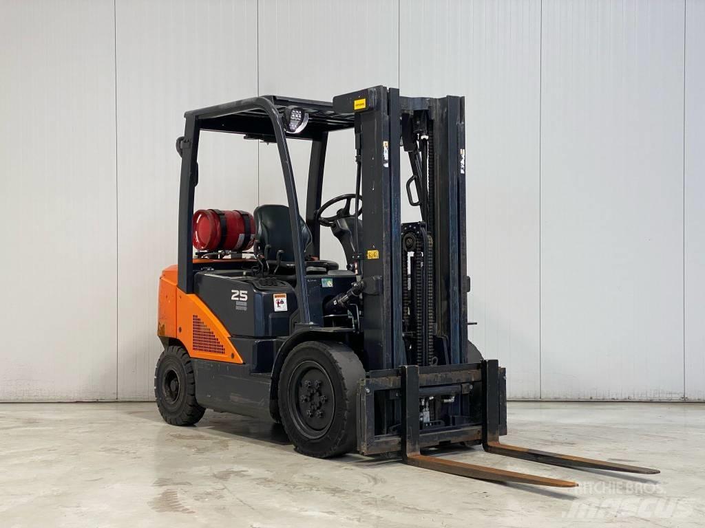 Doosan G25N-7 Gázüzemű targoncák
