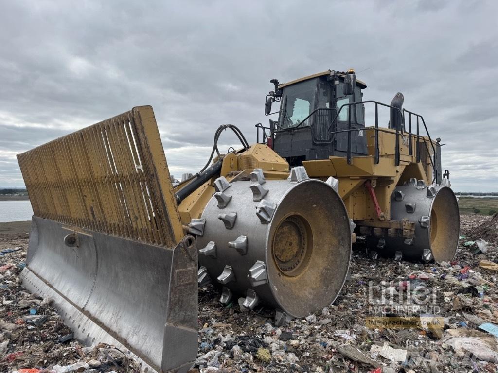 CAT 836 Hulladéktömörítők
