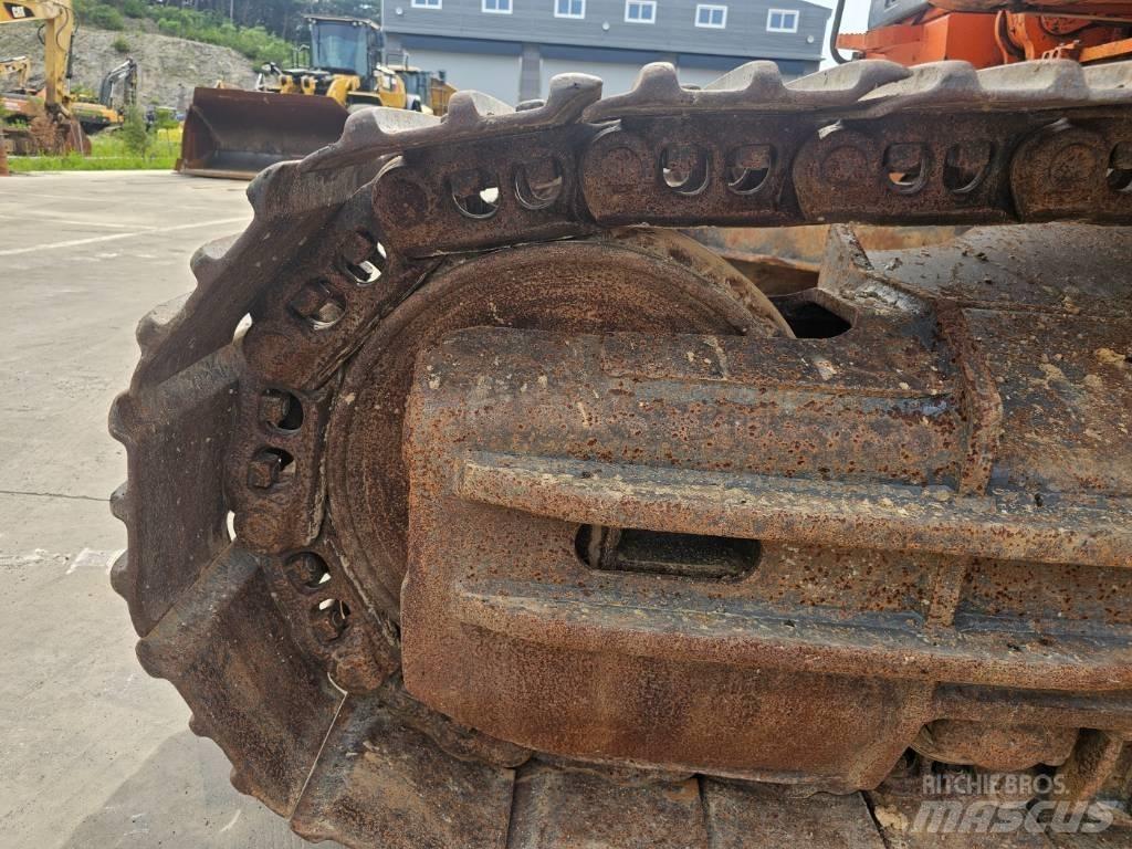Doosan DX 300 LC-3 Lánctalpas kotrók