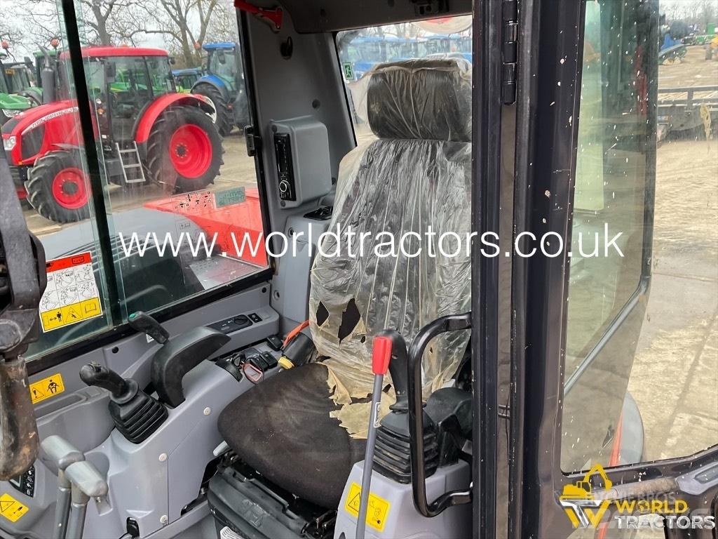 Kubota KX 080-4 Közepes (midi) kotrók 7 t - 12 t